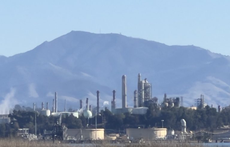 Martinez Refinery and Mount Diablo / Central Contra Costa Climate Action Image credit: Christine Stevens