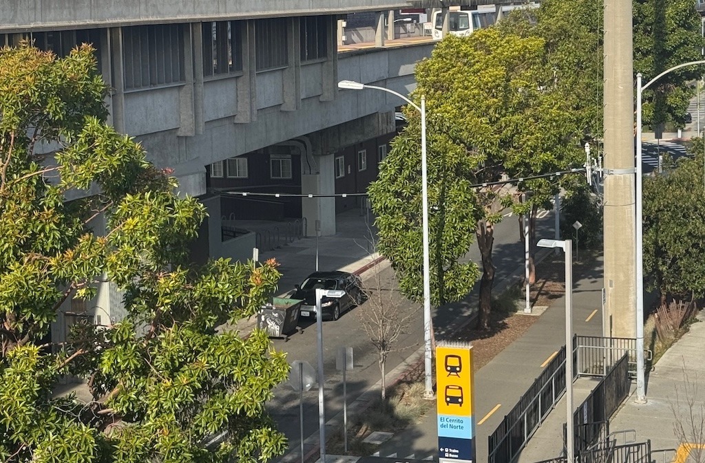 El Cerrito, CA: Transit-Friendly City with Population Growth A train enters he El Cerrito Del Norte BART Station