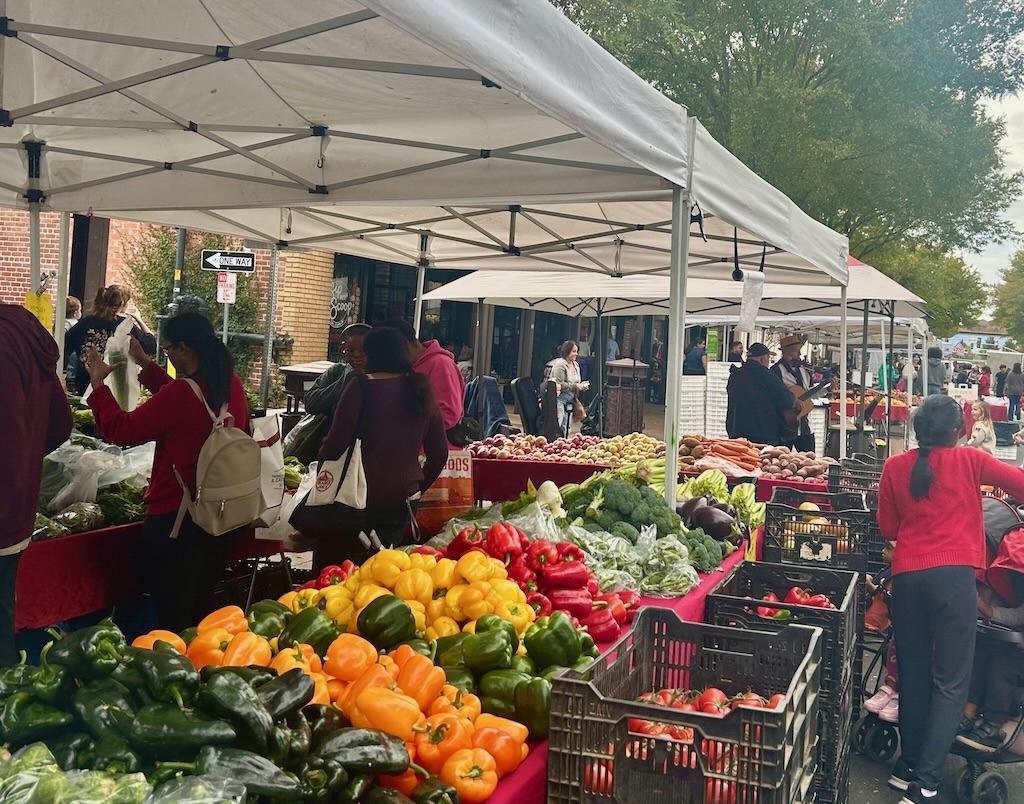 Brentwood’s agriculture needs climate advocacy | Brentwood, CA, Farmers Market | Image credit: Anne Grenier