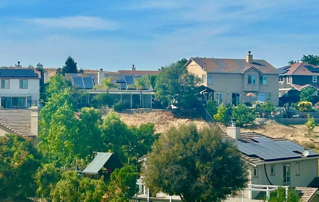 Brentwood bans oil and gas drilling within city limits Houses sprawl along the hillside in a Brentwood neighborhood Image credit: Anne Grenier