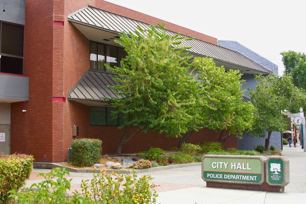 Walnut Creek, CA City Hall | Image credit: Sara Ipaktchi Walnut Creek CA Climate Action & Advocacy | 350 Contra Costa Action Walnut Creek CA Climate Action & Advocacy | 350 Contra Costa Action